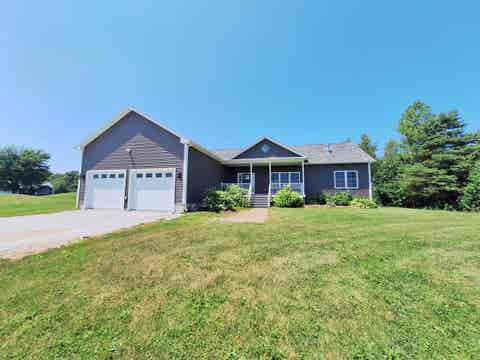Photo of 68 Firefly Lane, St. Albans Town, VT 05478 (MLS # 5106597)