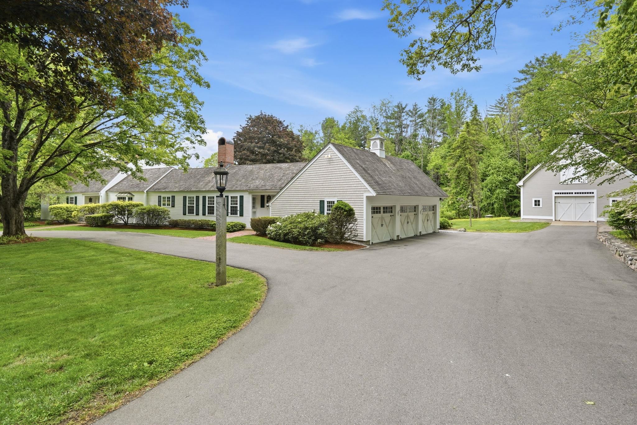 16 Storybrook Lane