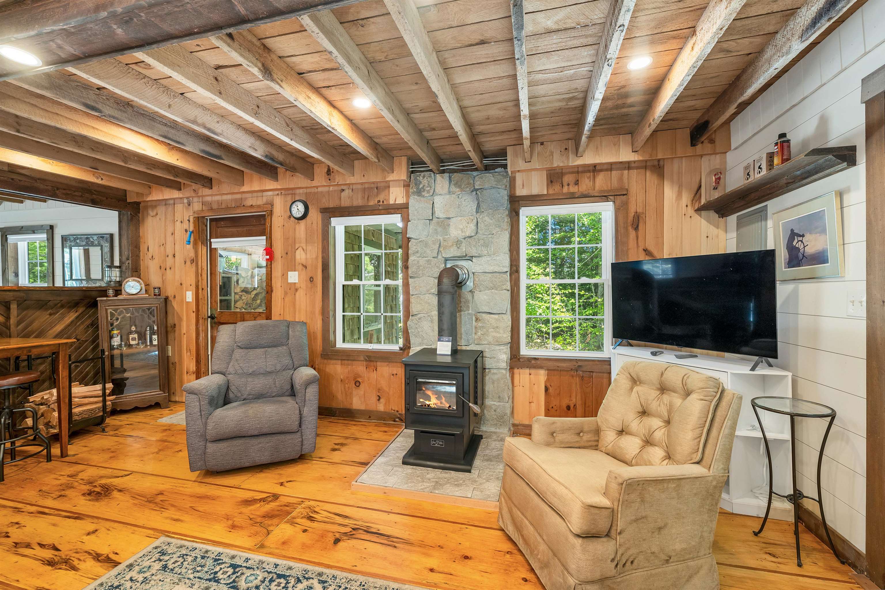 10 Moody Pond Road