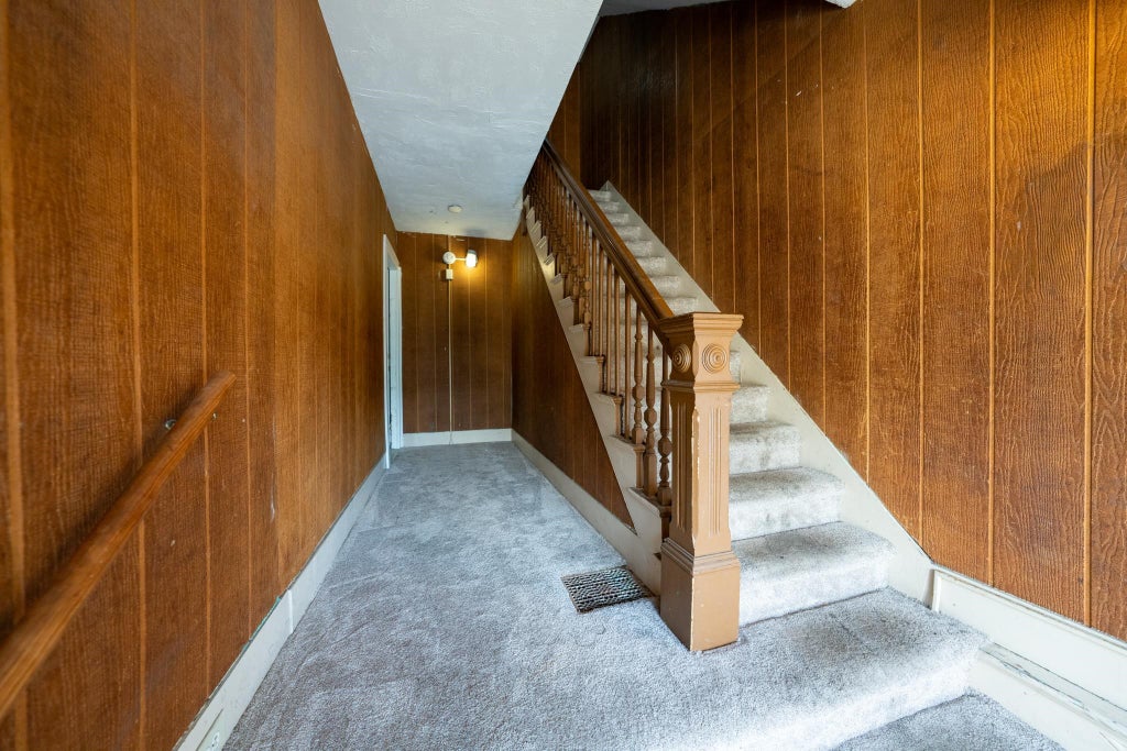 Photo of 285 E. High Street, Manchester, NH 03104 (MLS # 5088496)