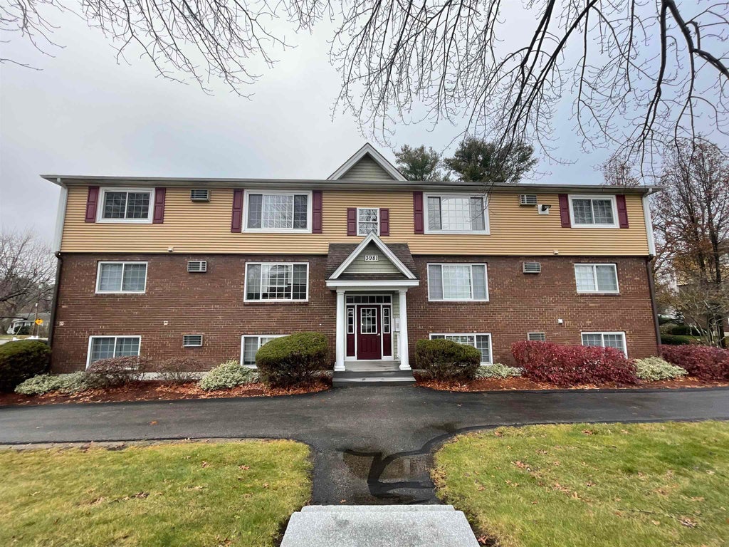 Photo of 3981 Old Brown Avenue #77, Manchester, NH 03105 (MLS # 5114131)