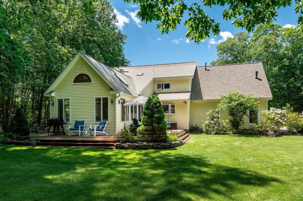 Photo of 4 Jane Appleton Way, Hampton, NH 03842 (MLS # 5103468)