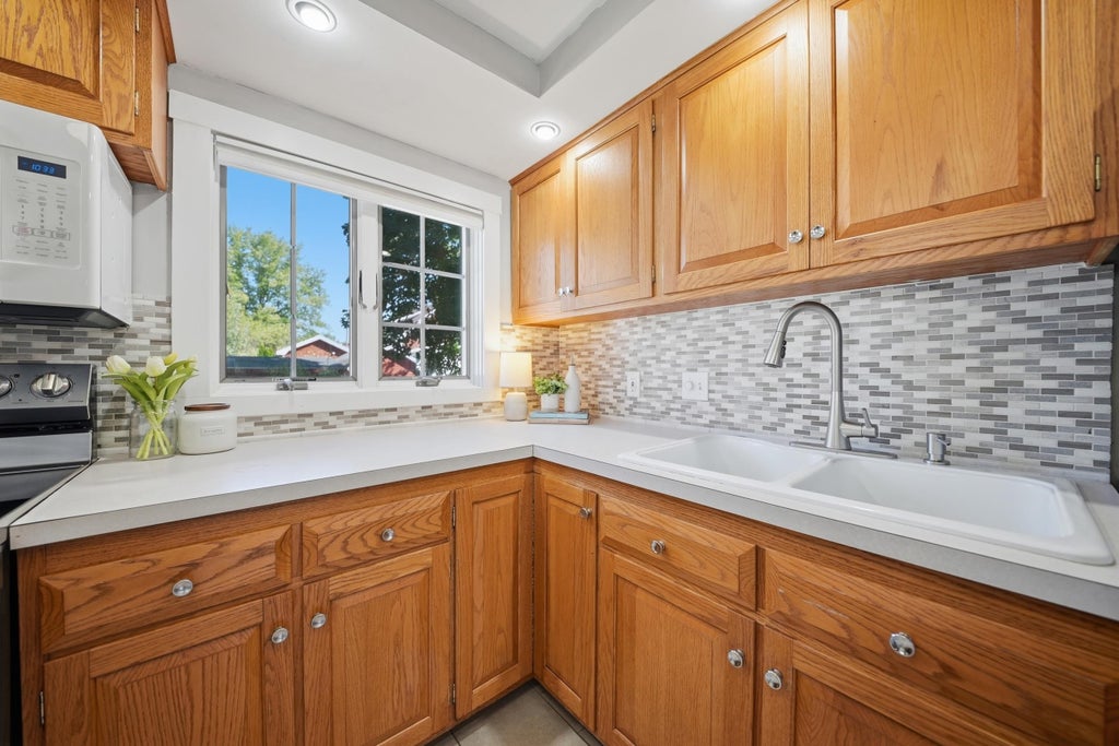Photo of 10 Roosevelt Avenue, Concord, NH 03301 (MLS # 5108799)