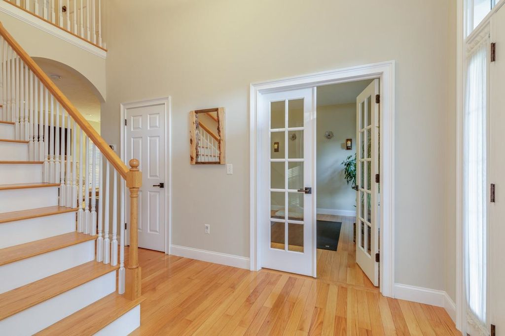 Photo of 5 Glastombury Drive, Sandown, NH 03873 (MLS # 5090686)