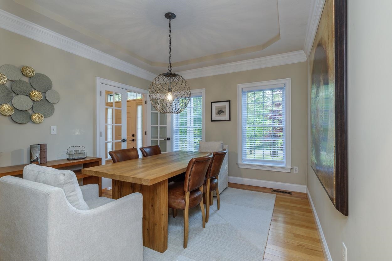 5 Glastombury Drive