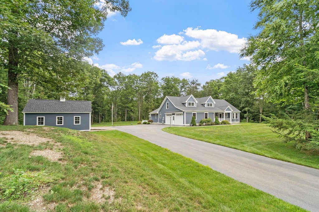 Photo of 129 gritstmill Road, Fremont, NH 03044 (MLS # 5102225)