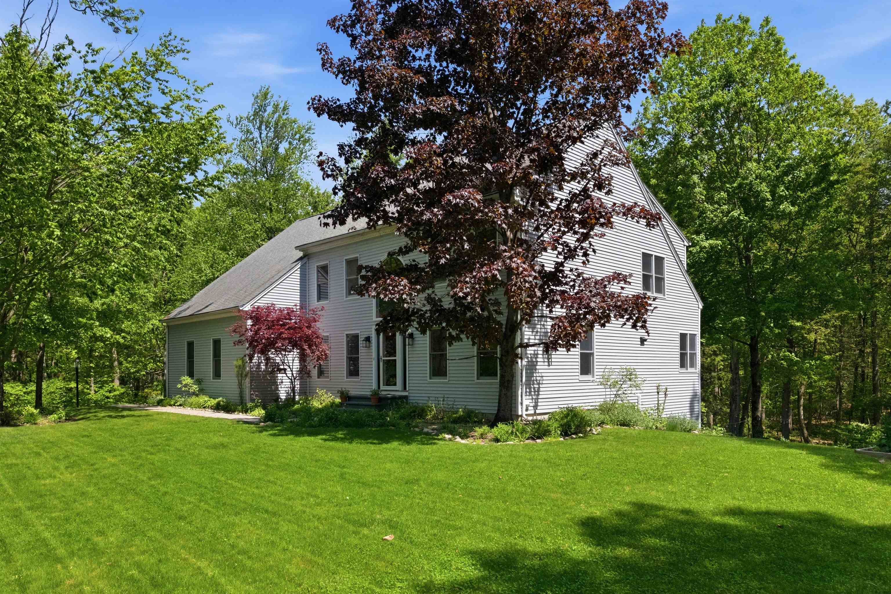 16 Hillsboro Circle