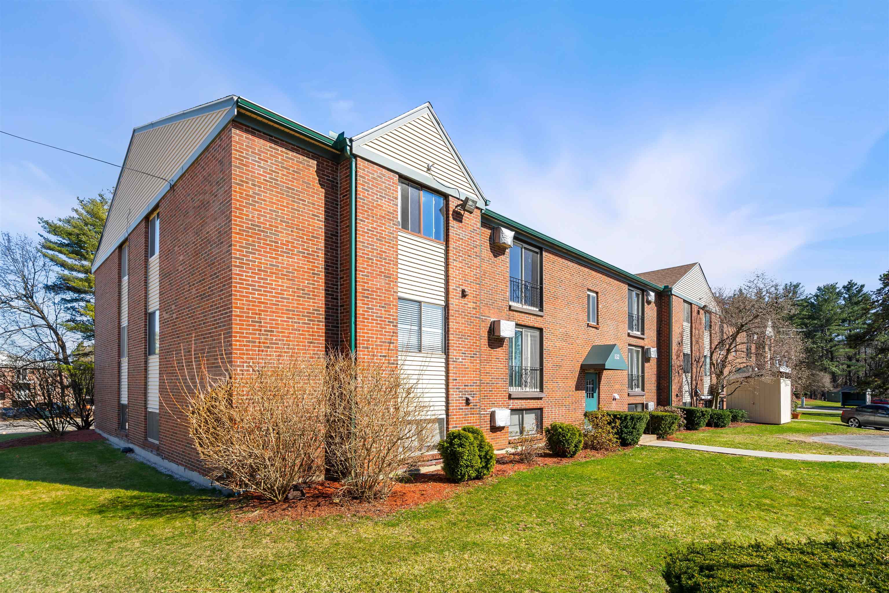 132 English Village Road 304