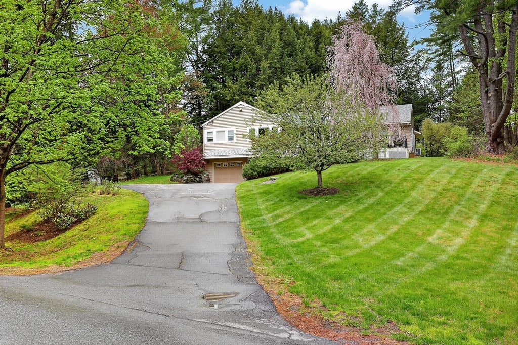 Photo of 9 Wyeth Road, Hanover, NH 03755 (MLS # 5082277)
