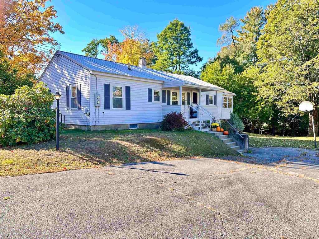 Photo of 25 Pierce Road, Hinsdale, NH 03451 (MLS # 5113121)