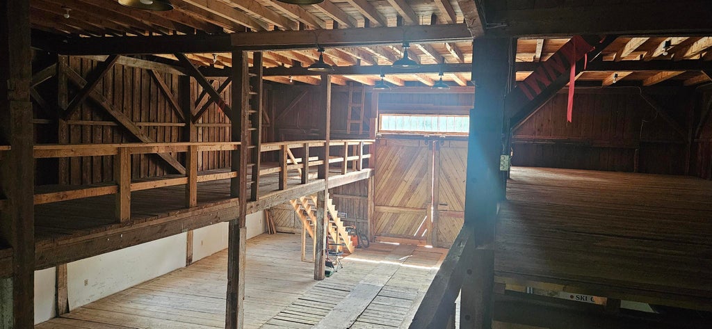 Photo of 718 Tenney Mountail Highway #Barn, Plymouth, NH 03264 (MLS # 5107459)