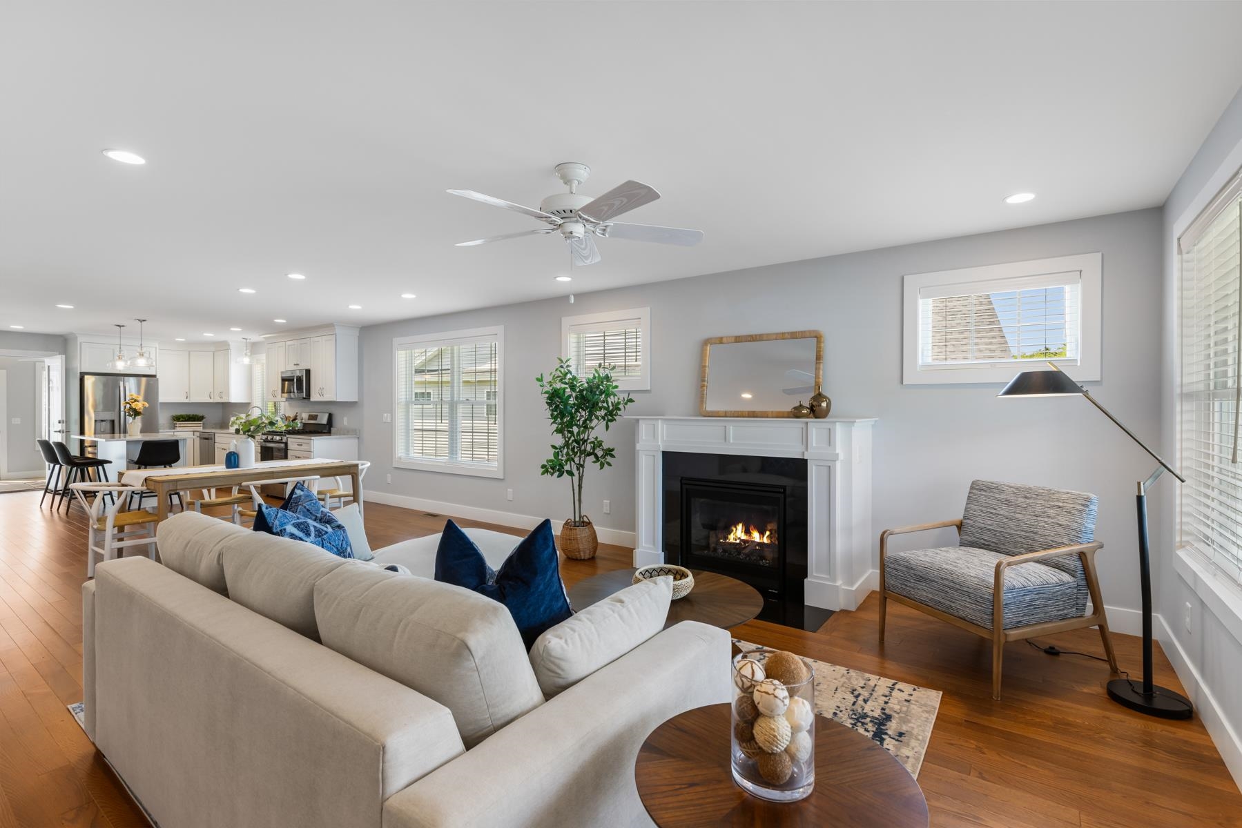 27 MULBERRY Lane