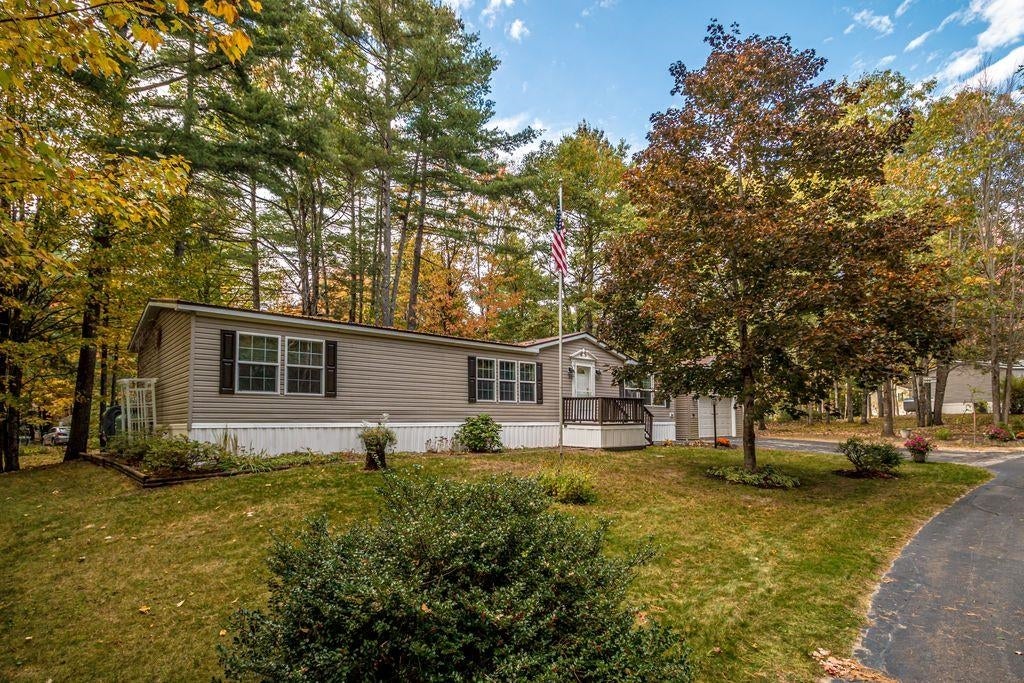 Photo of 36 Cardinal Way, Conway, NH 03813 (MLS # 5113464)