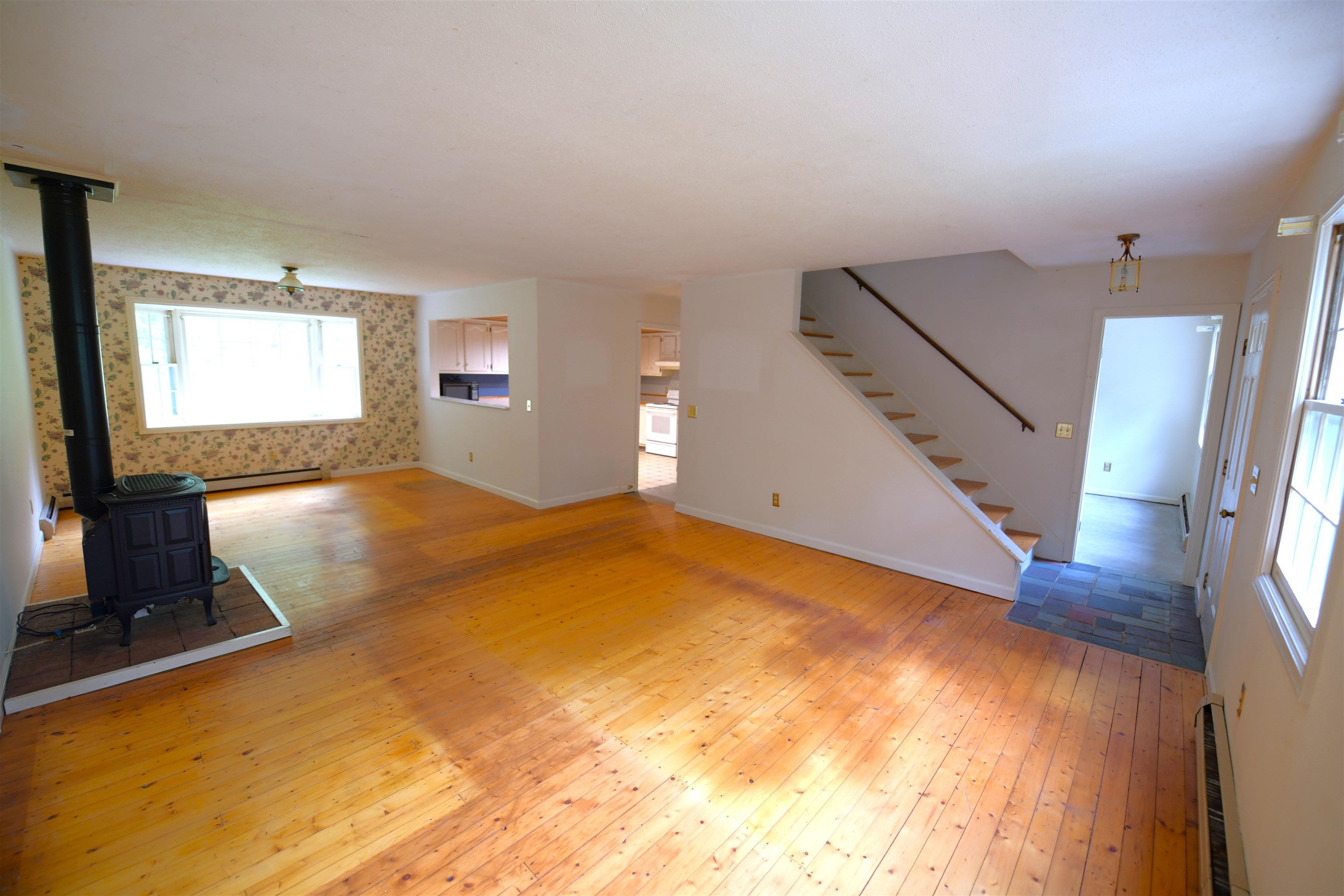 228 Yantz Hill Road, Williston, VT, 05495