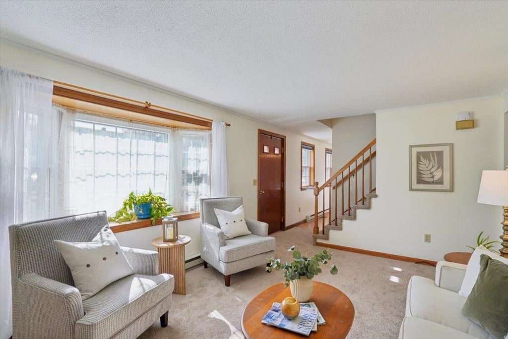 Photo of 350 Titus Avenue, Manchester, NH 03103 (MLS # 5115410)