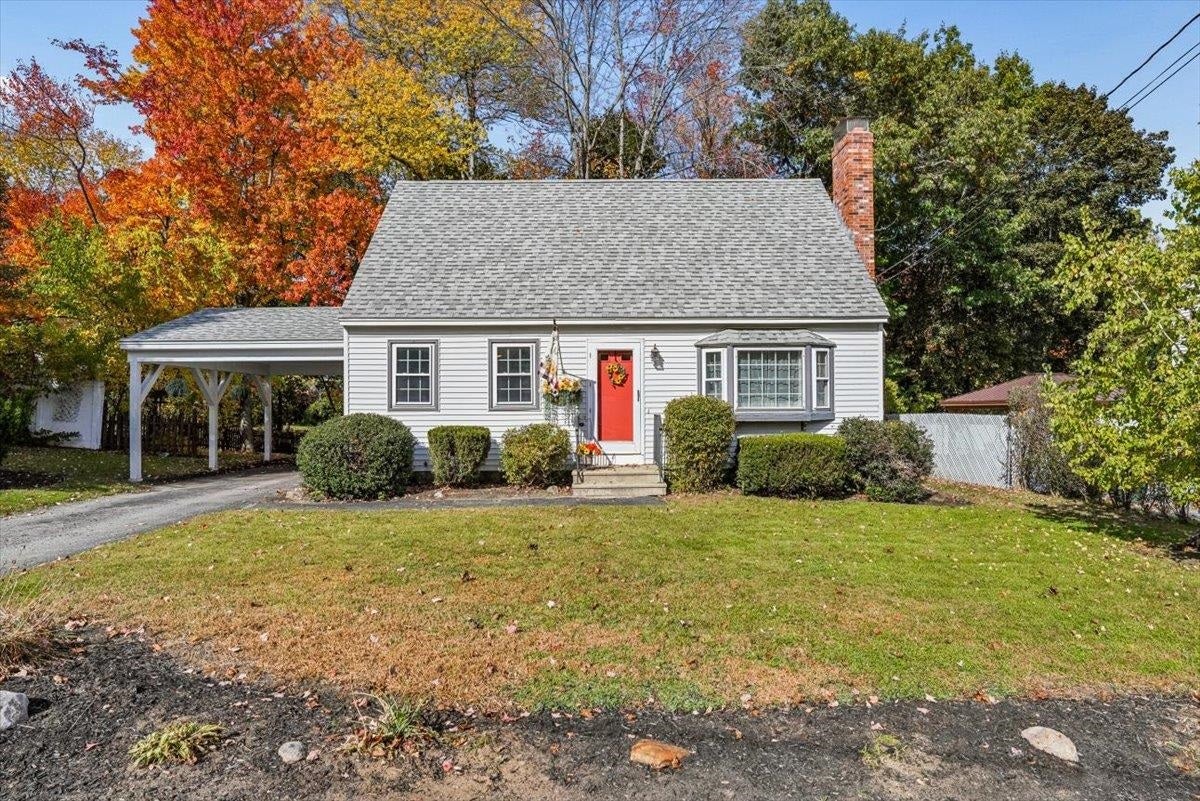 350 Titus Avenue