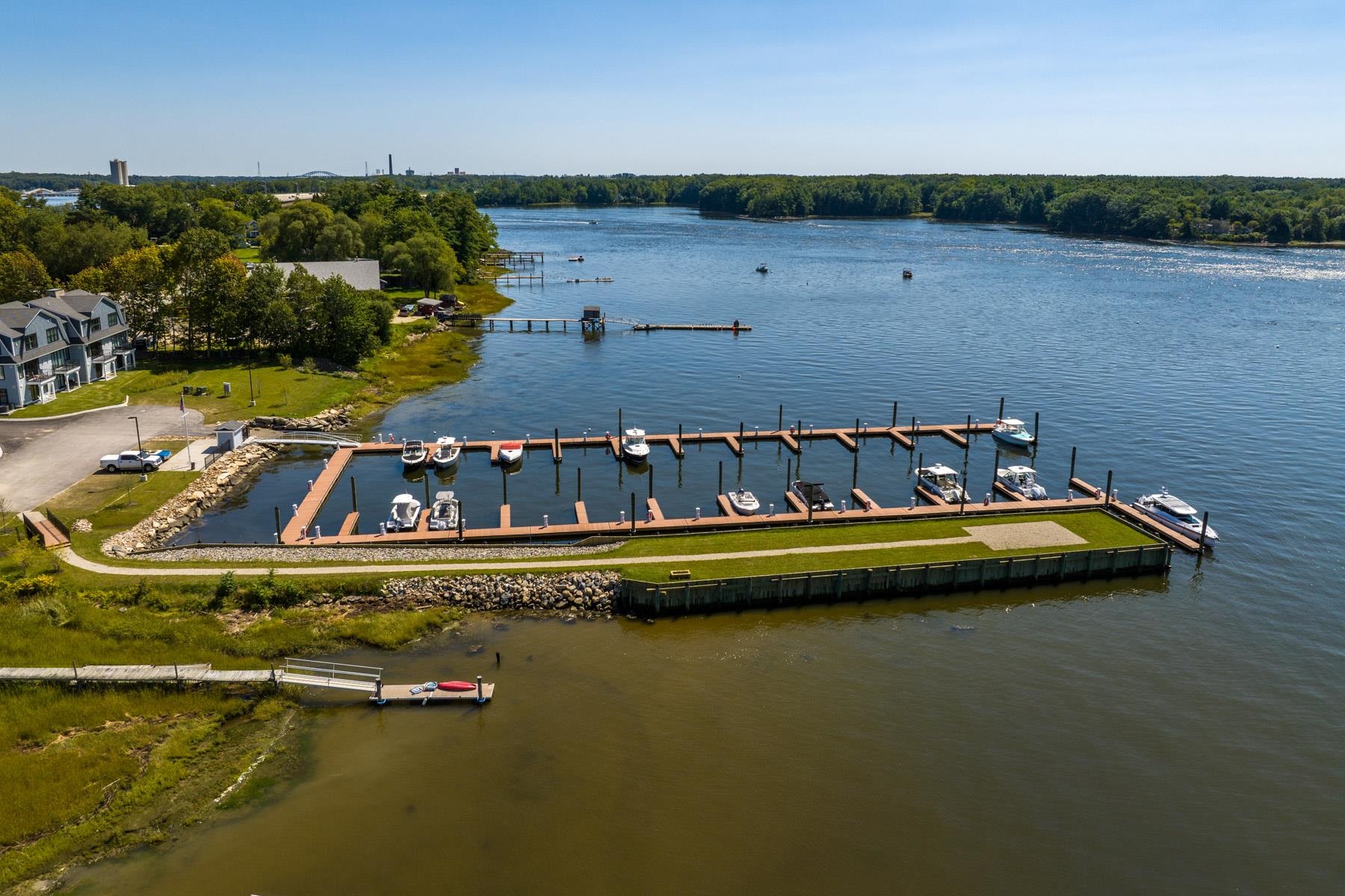 SLIP 11 LITTLE BAY MARINA