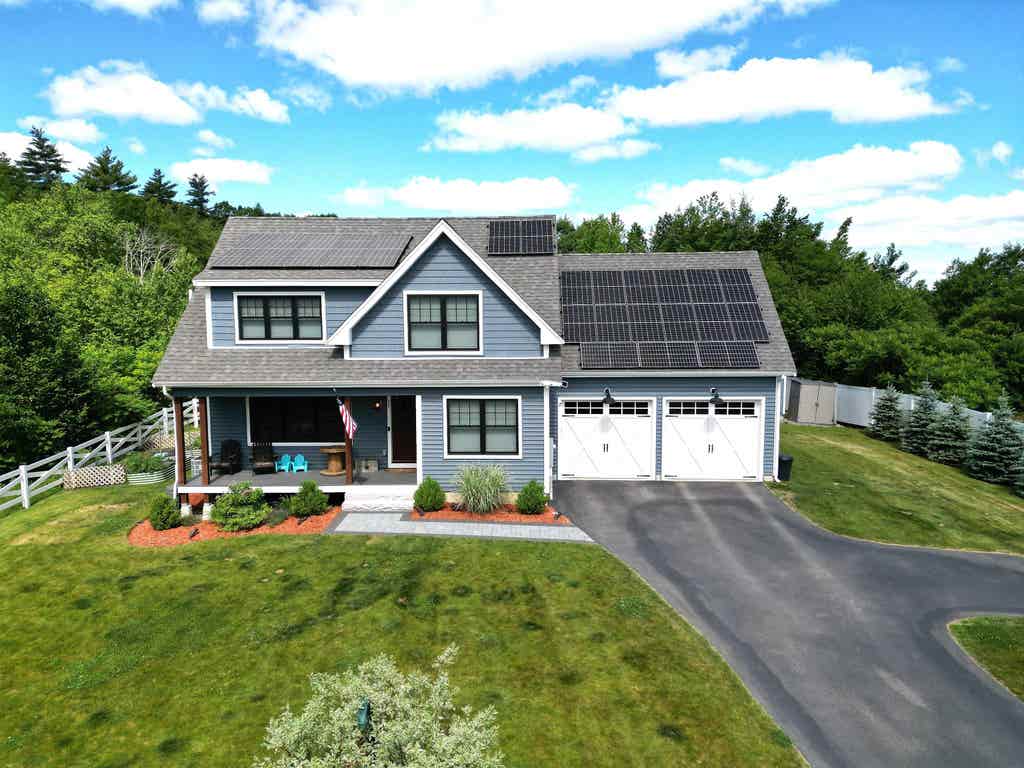 Photo of 38 Gatchell Way, Epping, NH 03042 (MLS # 5104337)