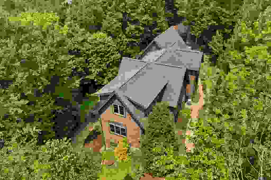 Photo of 42 Cascade Ridge Road, Waterville Valley, NH 03215 (MLS # 5100479)