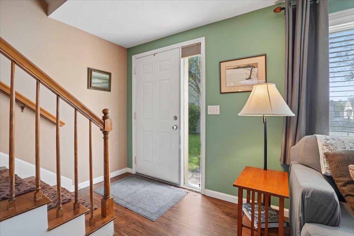 33 Eastmeadow Way