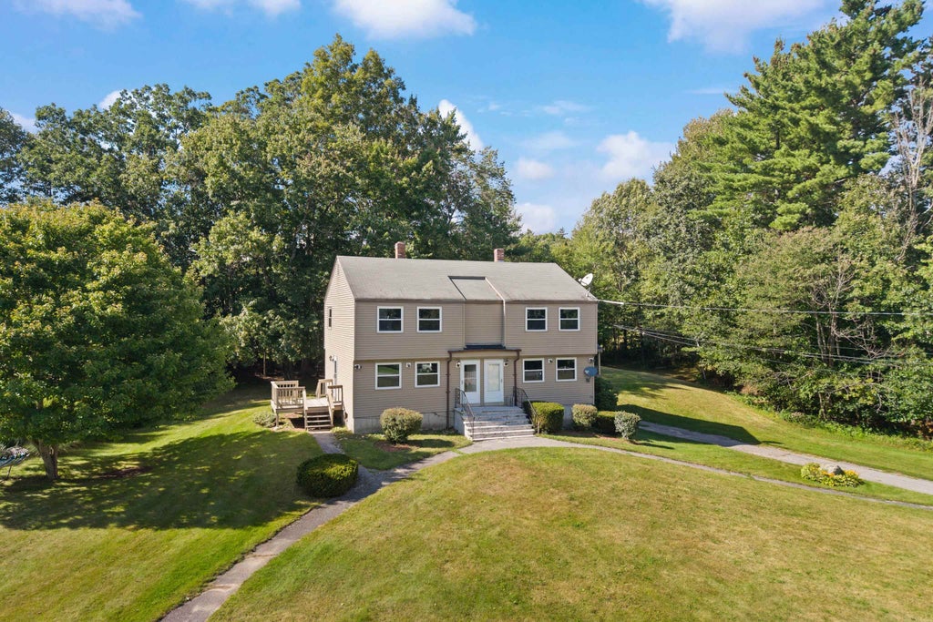 Photo of 31 Juniper Road, Derry, NH 03038 (MLS # 5110519)