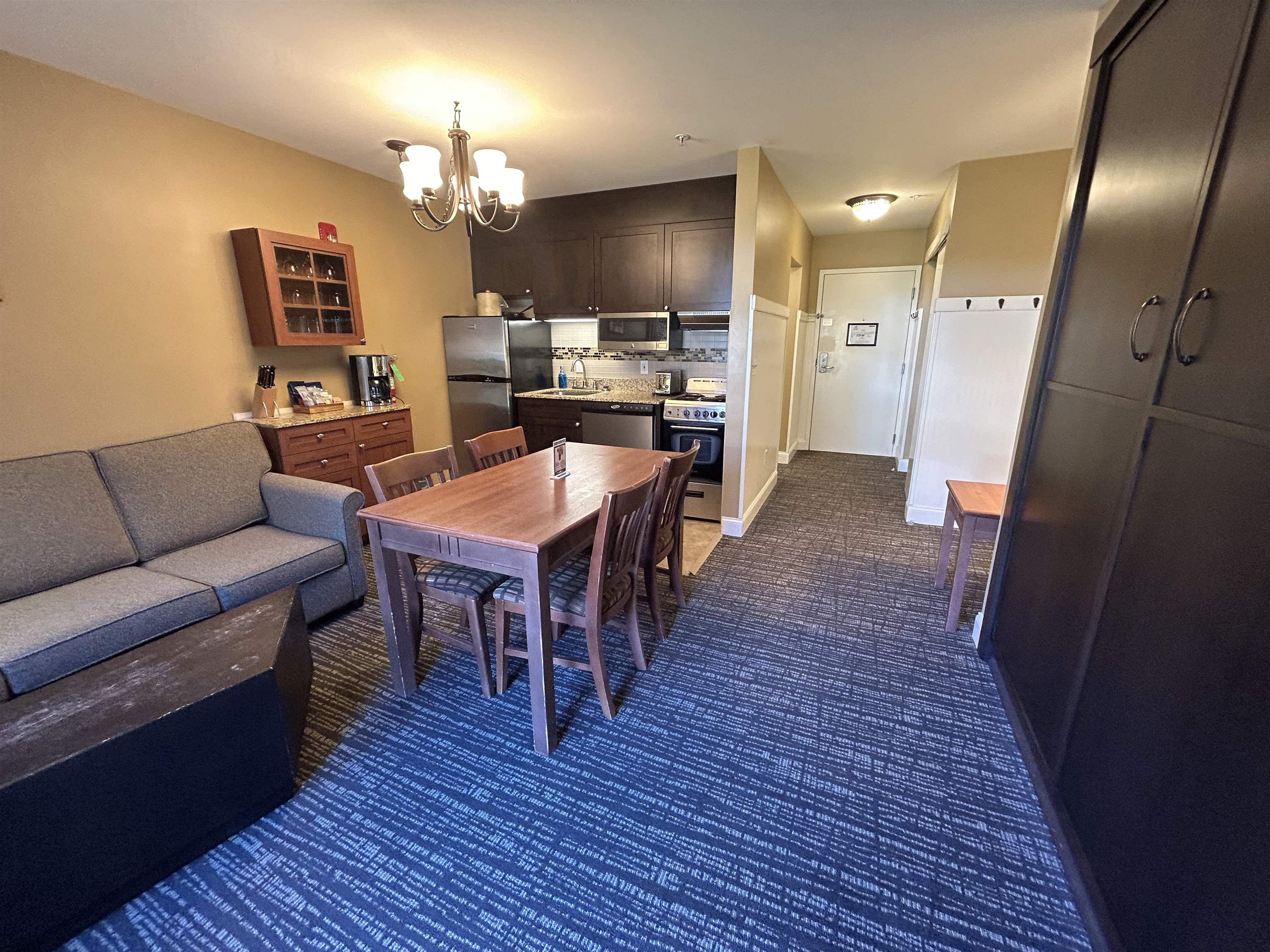 145/47 Qtr.1,89 Grand Summit Way - Photo 4