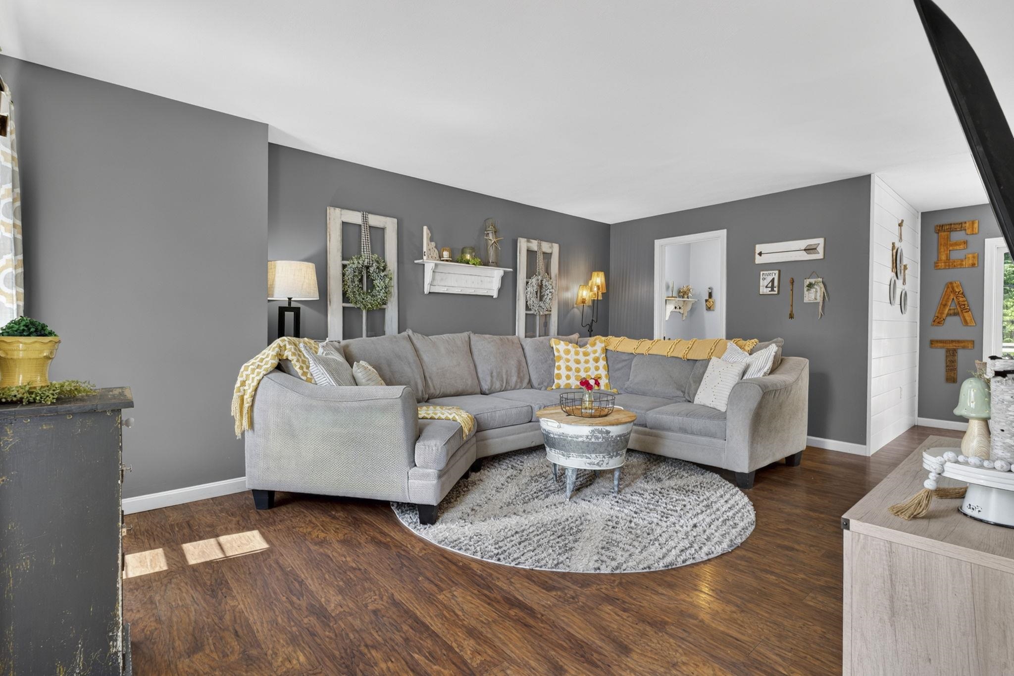 62 Cobblestone Drive