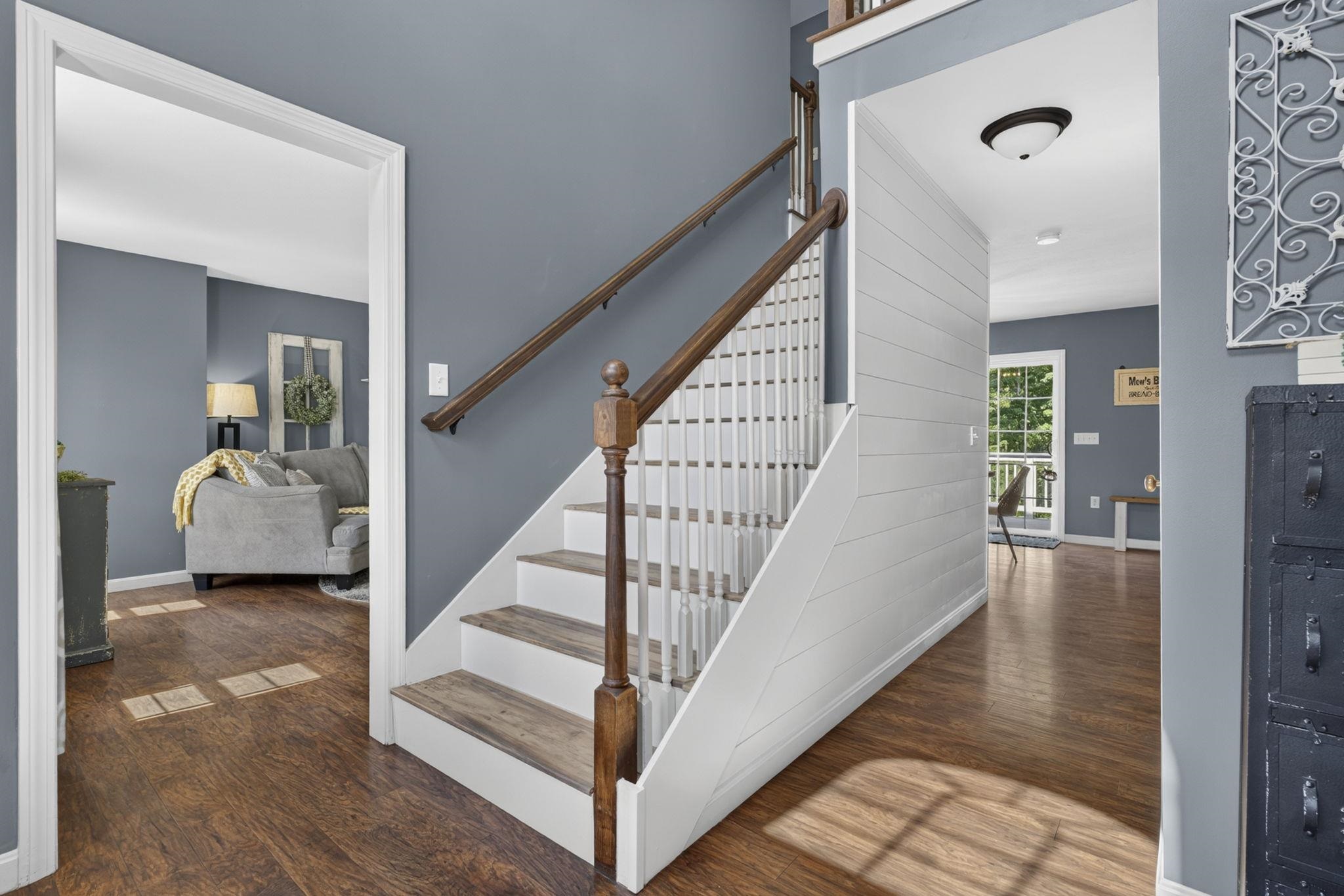 62 Cobblestone Drive