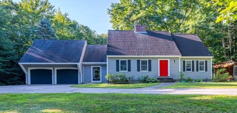 Photo of 35 Jack Frost Lane, Conway, NH 03818 (MLS # 5105159)