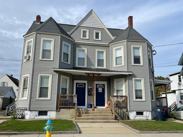 Photo of 99 Palm Street, Nashua, NH 03060 (MLS # 5105726)