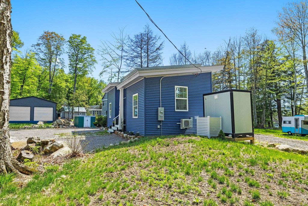 Photo of 241 Shore Drive N, Bristol, NH 03222 (MLS # 5090118)