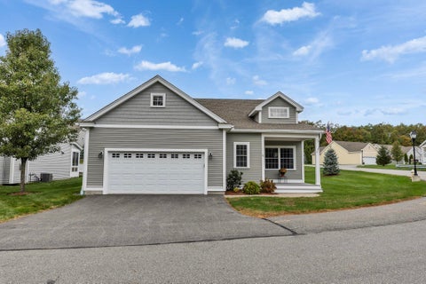 Photo of 10 Dunstable Circle #96, Merrimack, NH 03102 (MLS # 5114572)