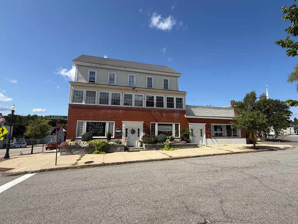 Photo of 1 Merrimack Street, Concord, NH 03303 (MLS # 5105572)