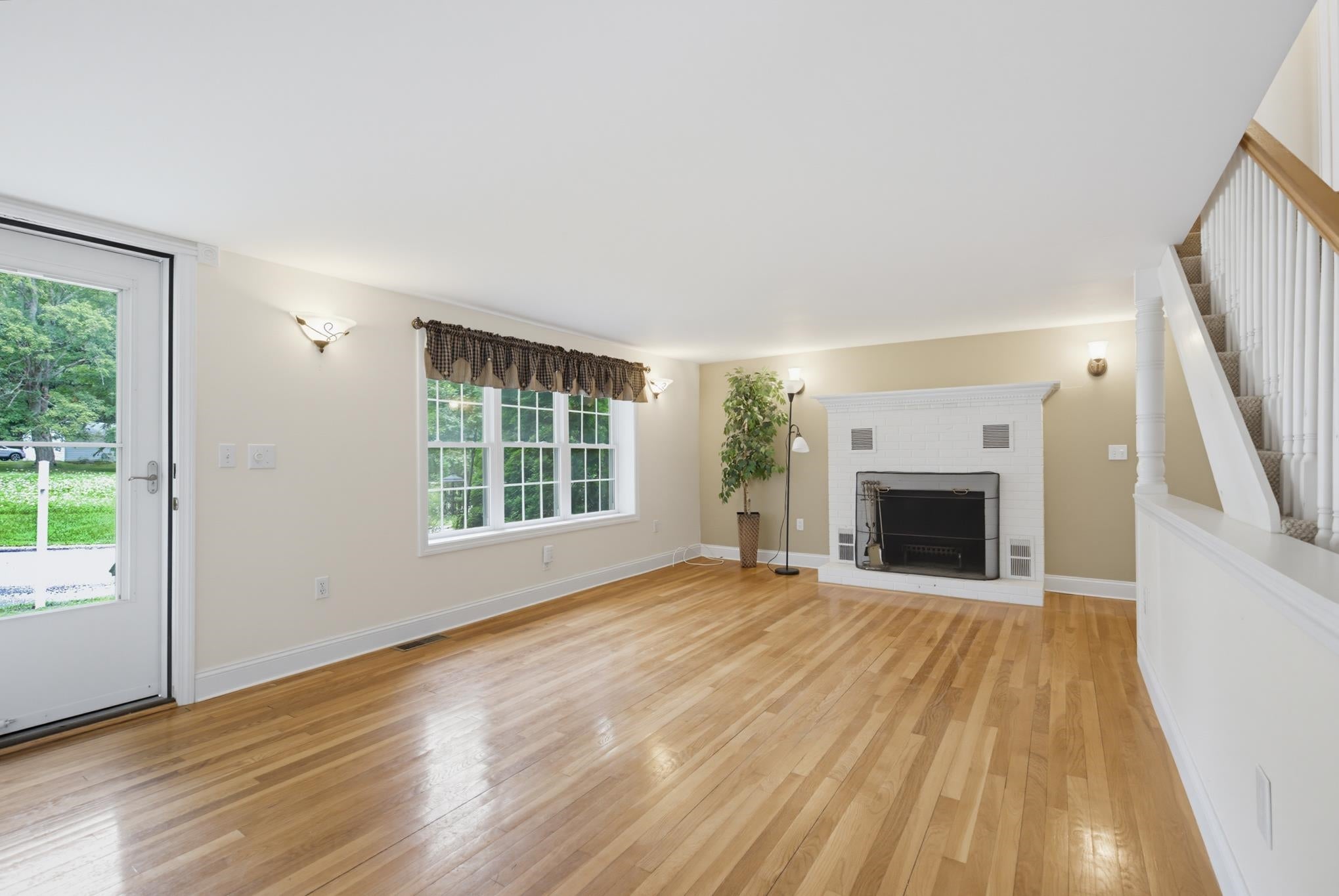 35 Pleasant Street