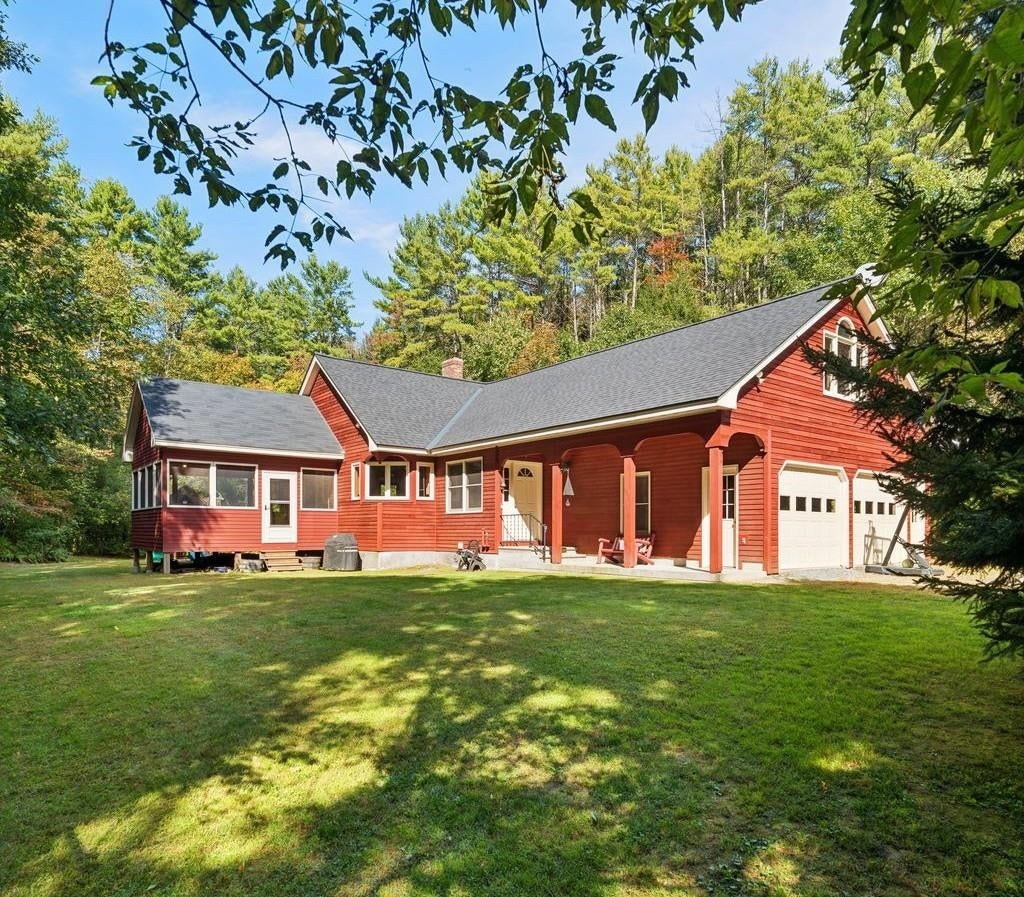 Photo of 585 Route 12A, Plainfield, NH 03781 (MLS # 5112118)
