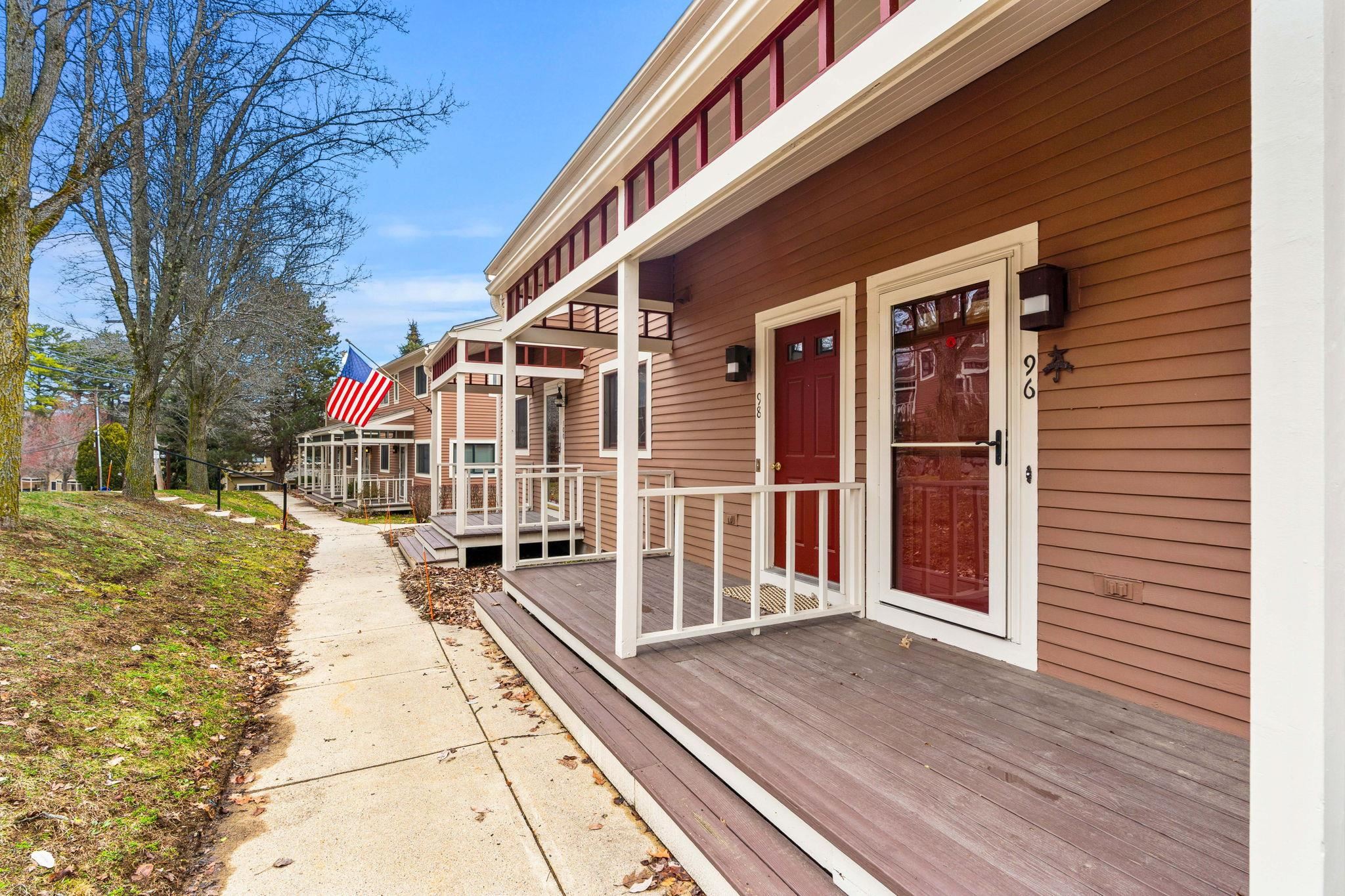 96 Spinnaker Way 96
