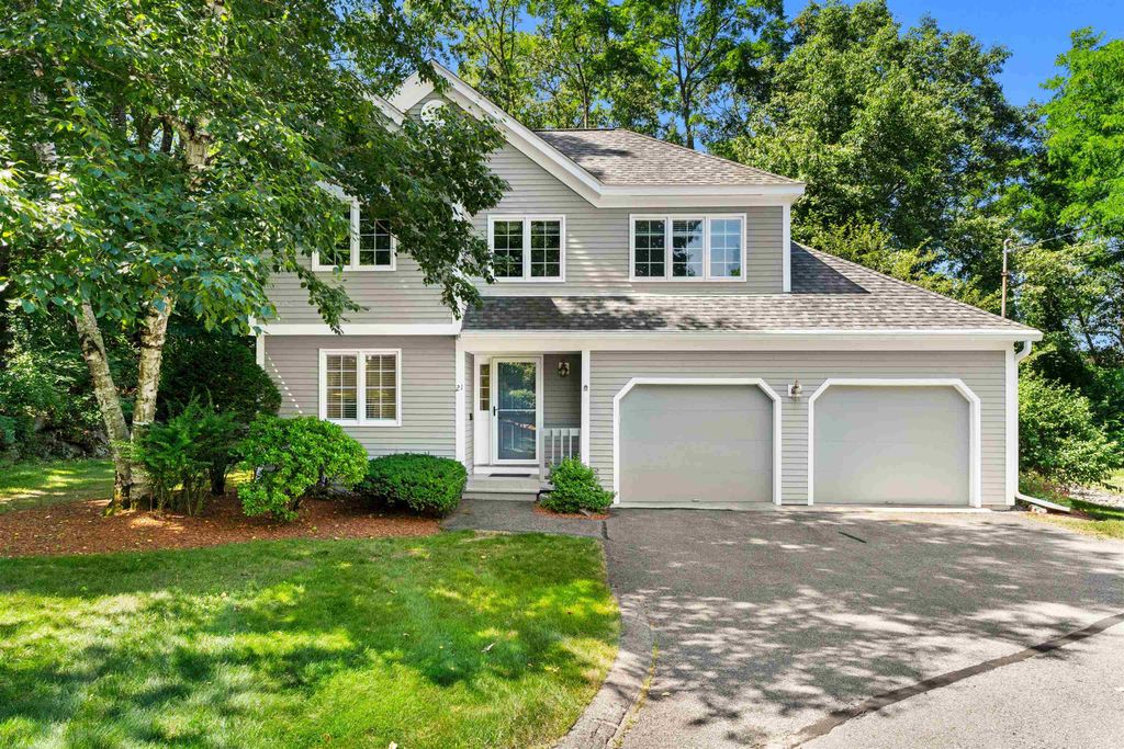 Photo of 21 Foxglove Court, Nashua, NH 03062 (MLS # 5101190)