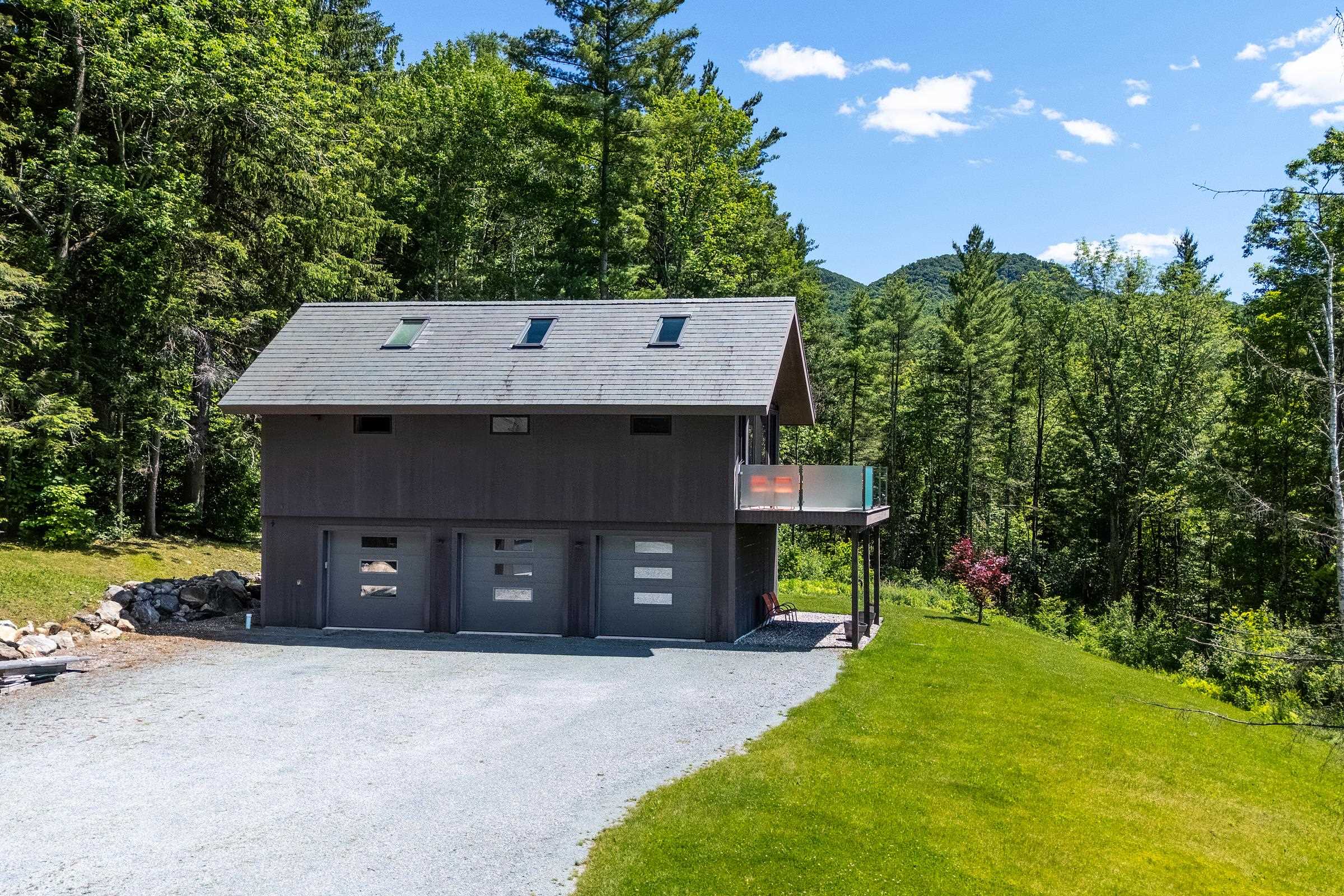 1060 Upper Hollow Road