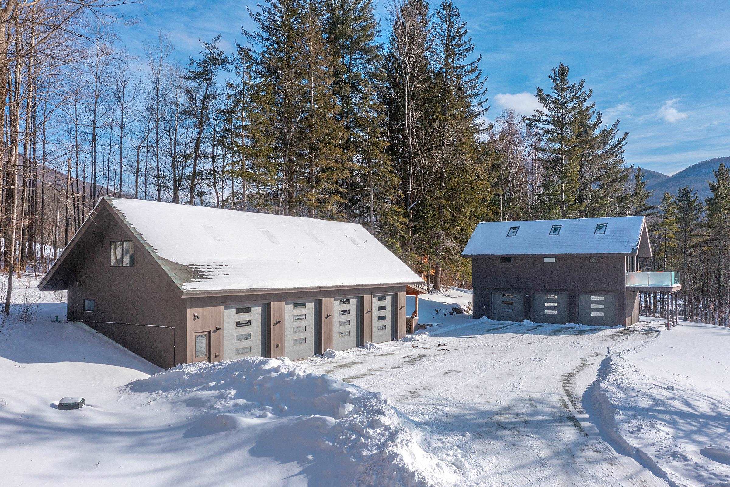 1060 Upper Hollow Road