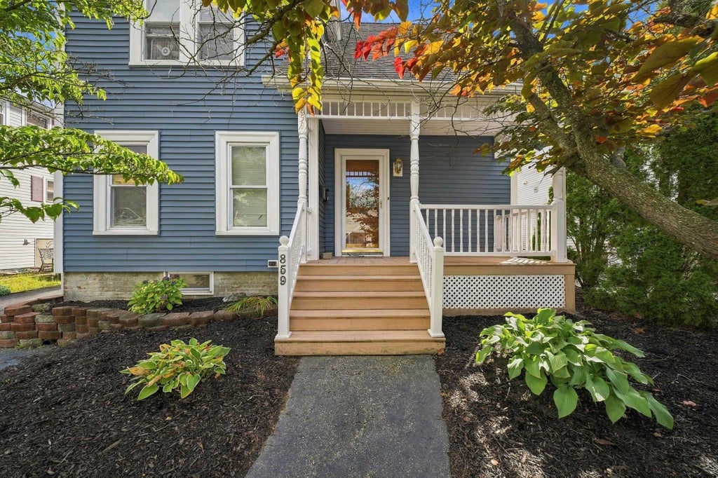 Photo of 859 Clay Street, Manchester, NH 03103 (MLS # 5112251)