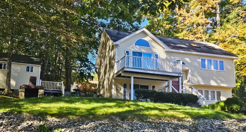 Photo of 53 Crescent Drive, Barnstead, NH 03225 (MLS # 5112795)
