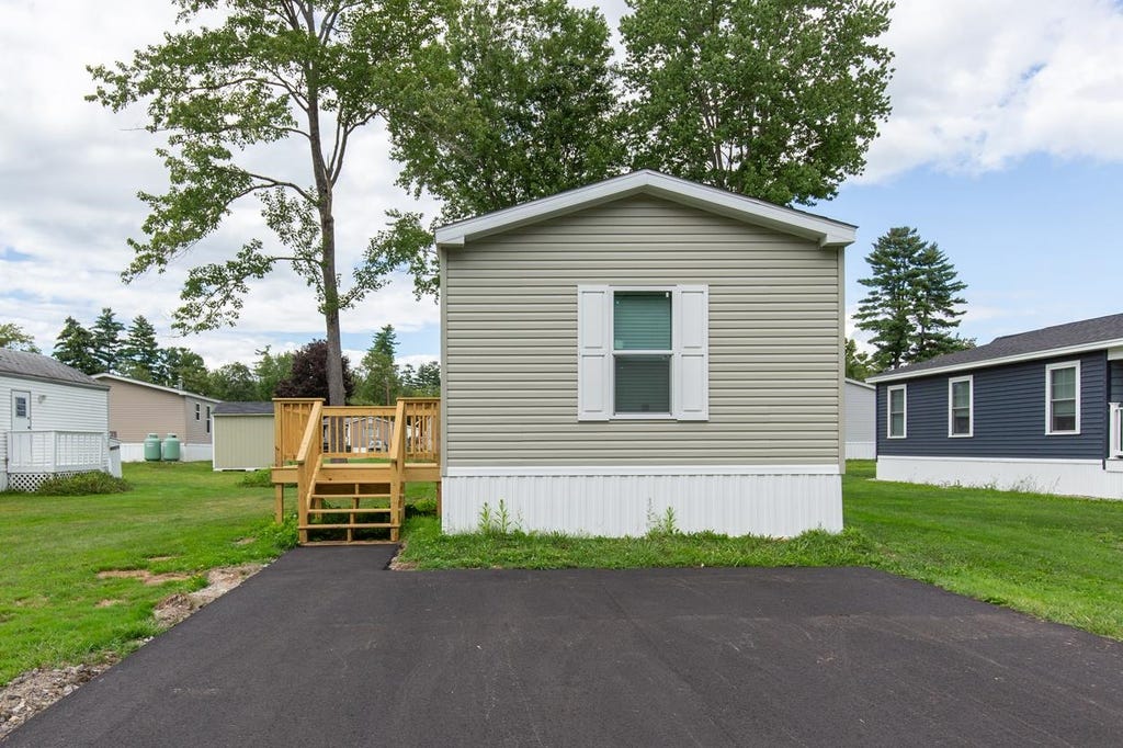 Photo of 16 South Emperor Drive, Concord, NH 03303 (MLS # 5106874)