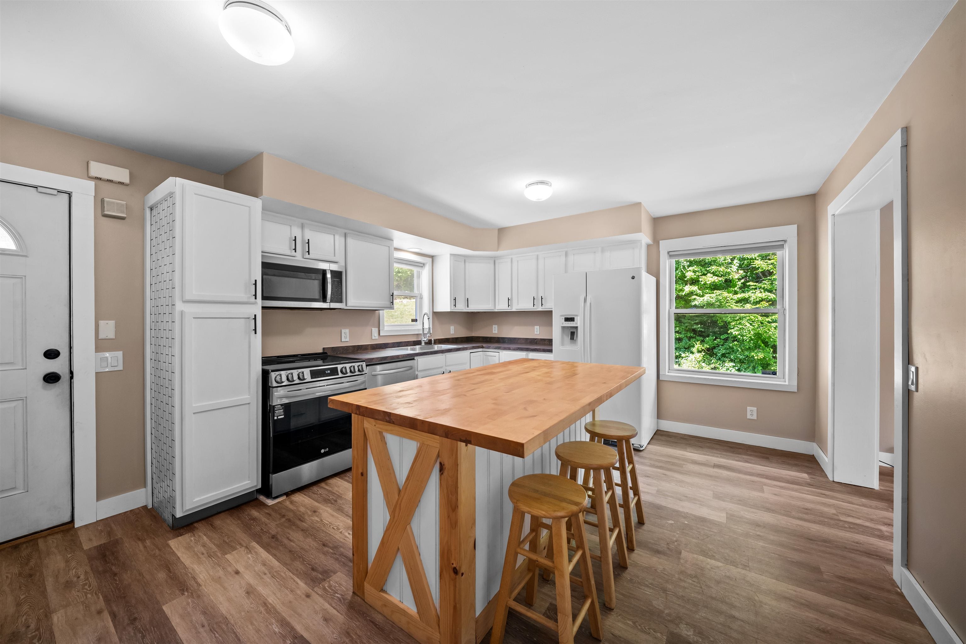 25 Cynthia Drive