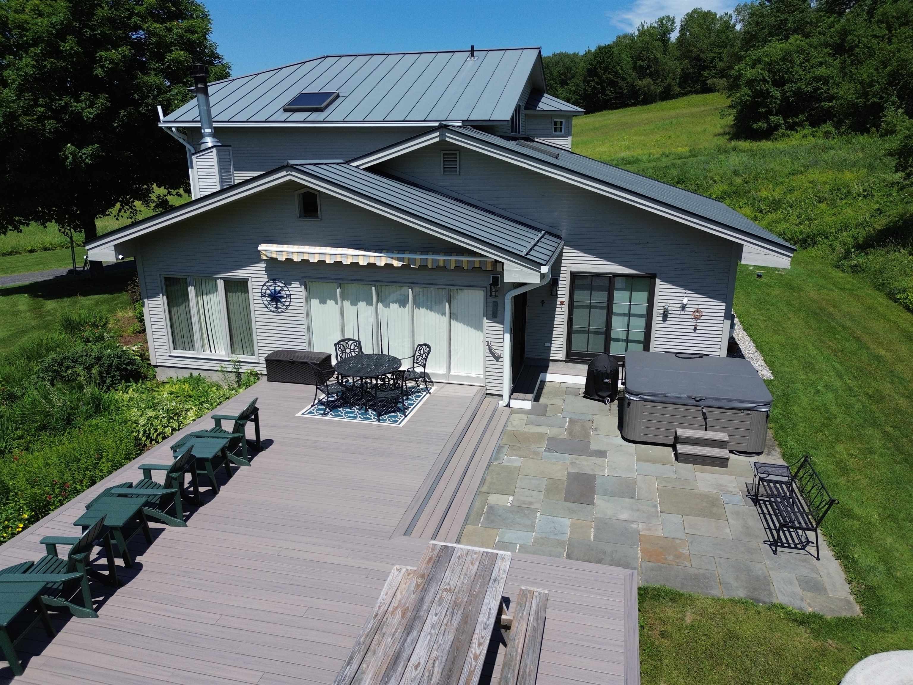 4033 East Warren Road