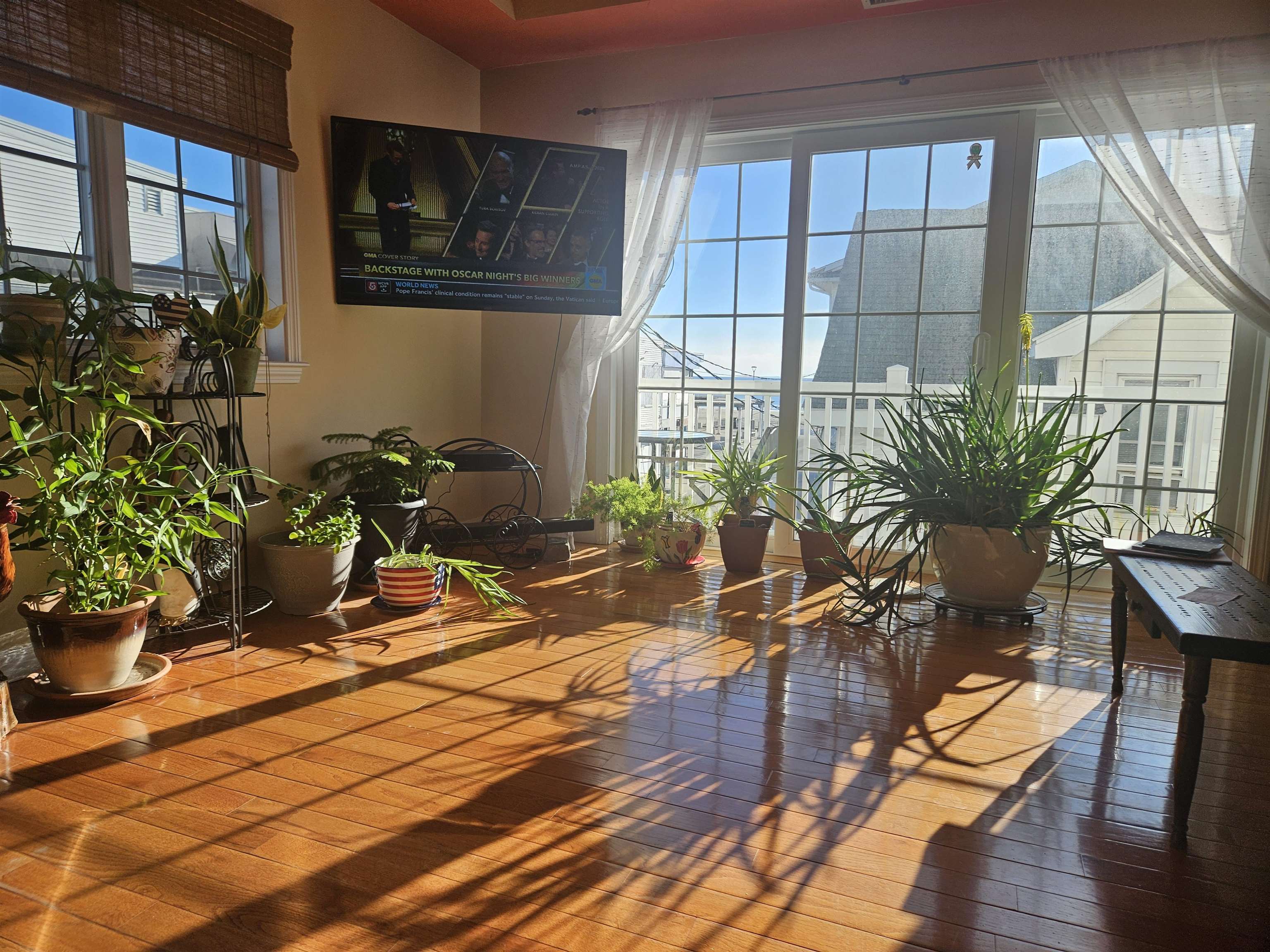 7 F Street 3