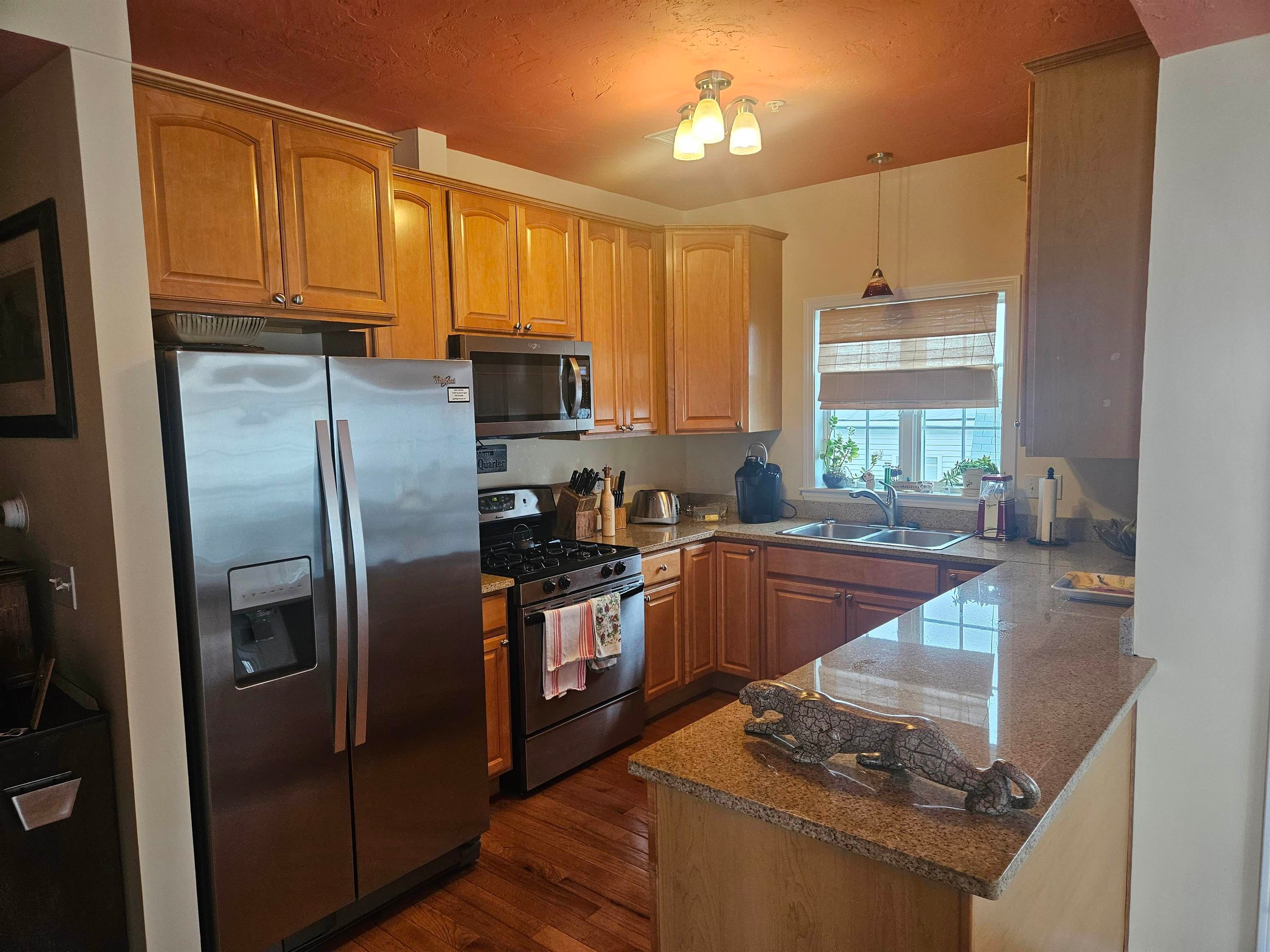 7 F Street 3