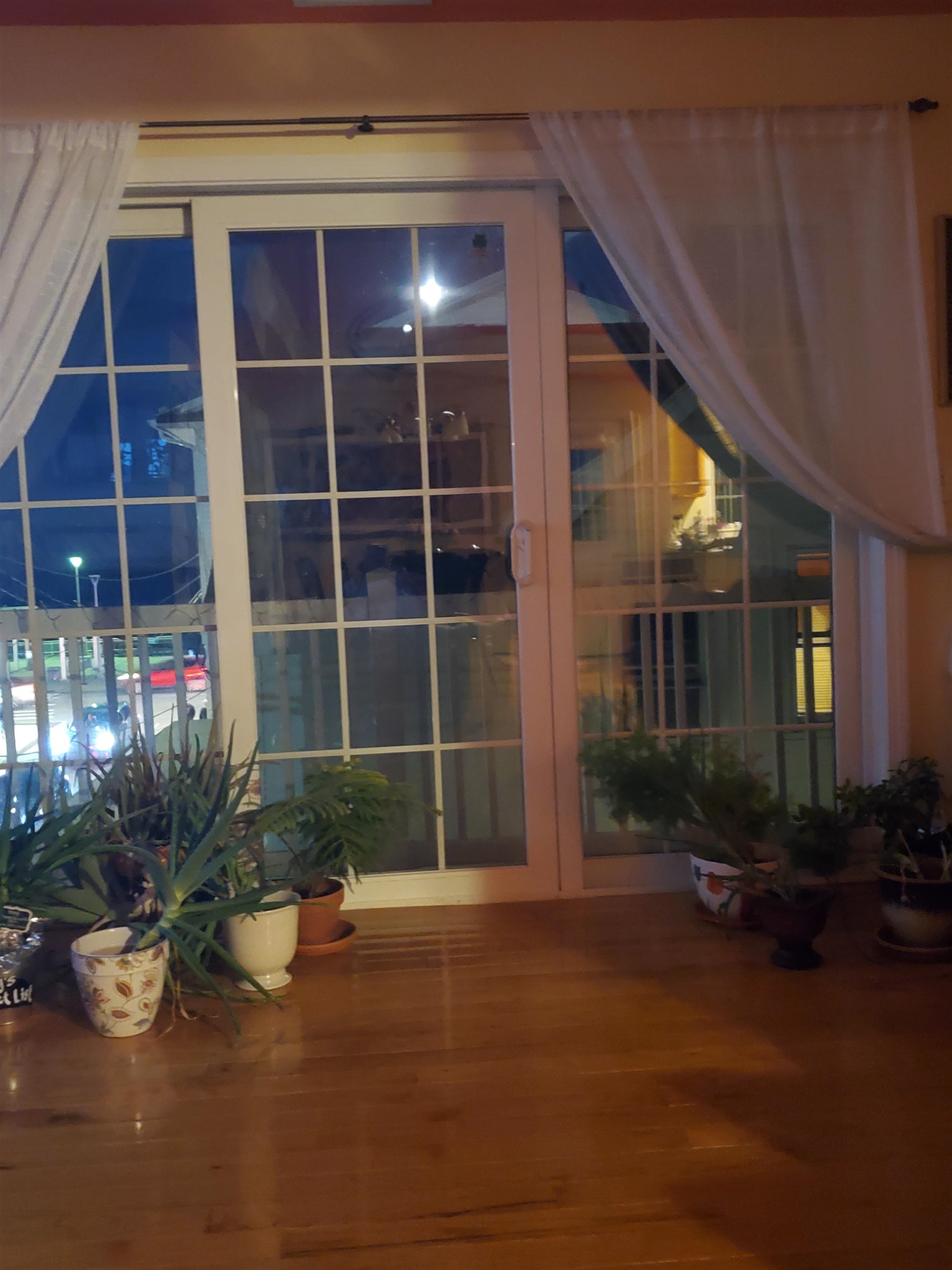 7 F Street 3
