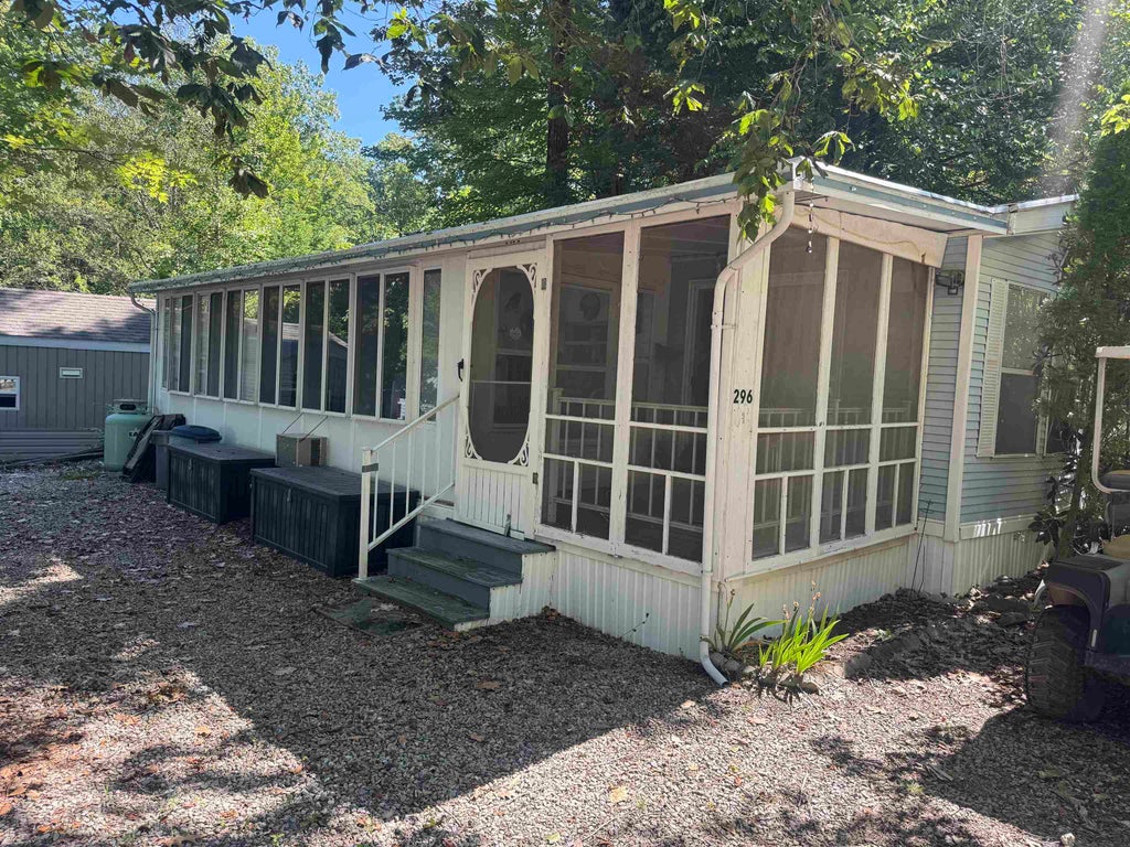 Photo of 296 Baxter Lake Drive, Rochester, NH 03867 (MLS # 5105383)