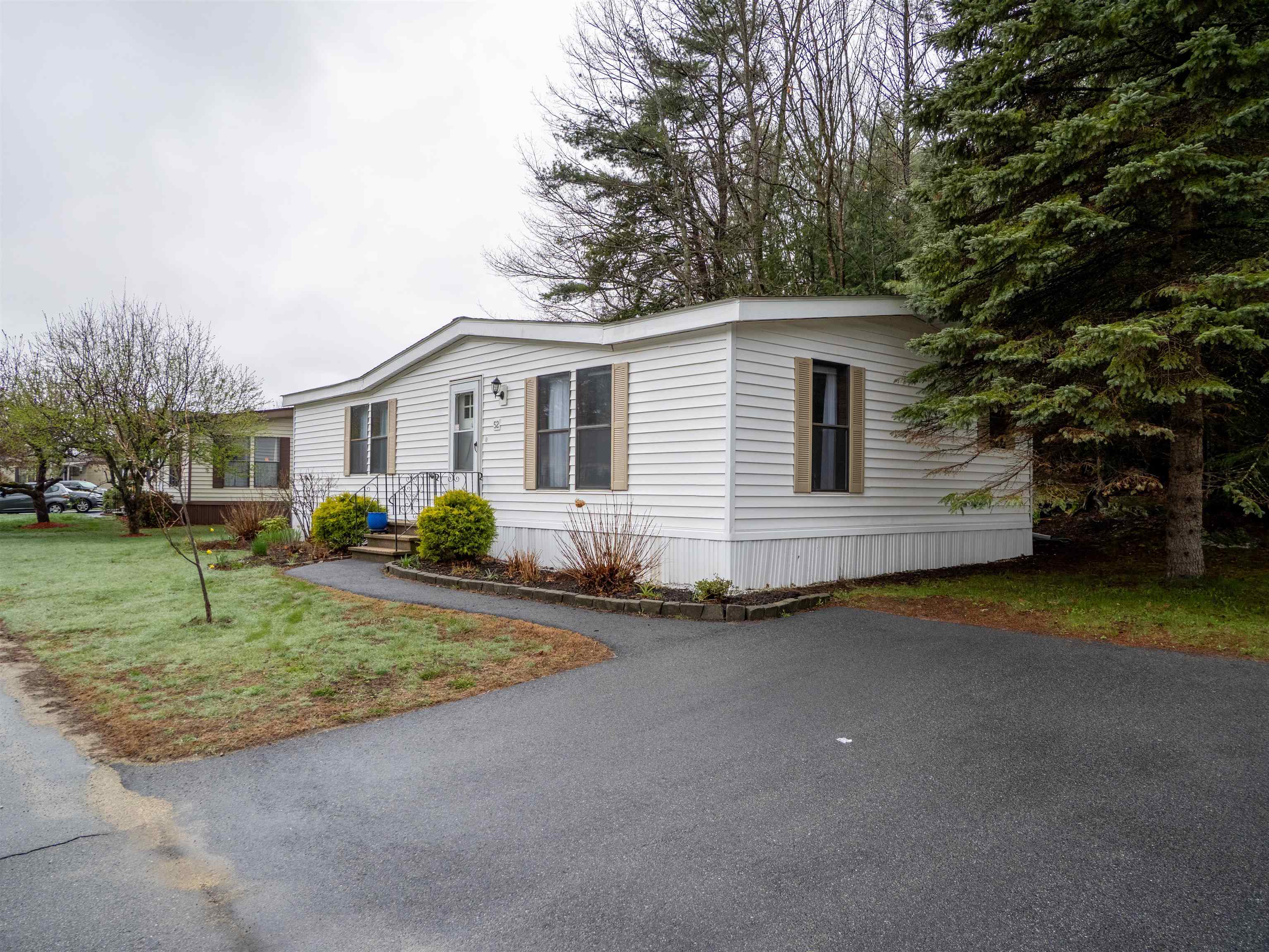 52 Monadnock Drive