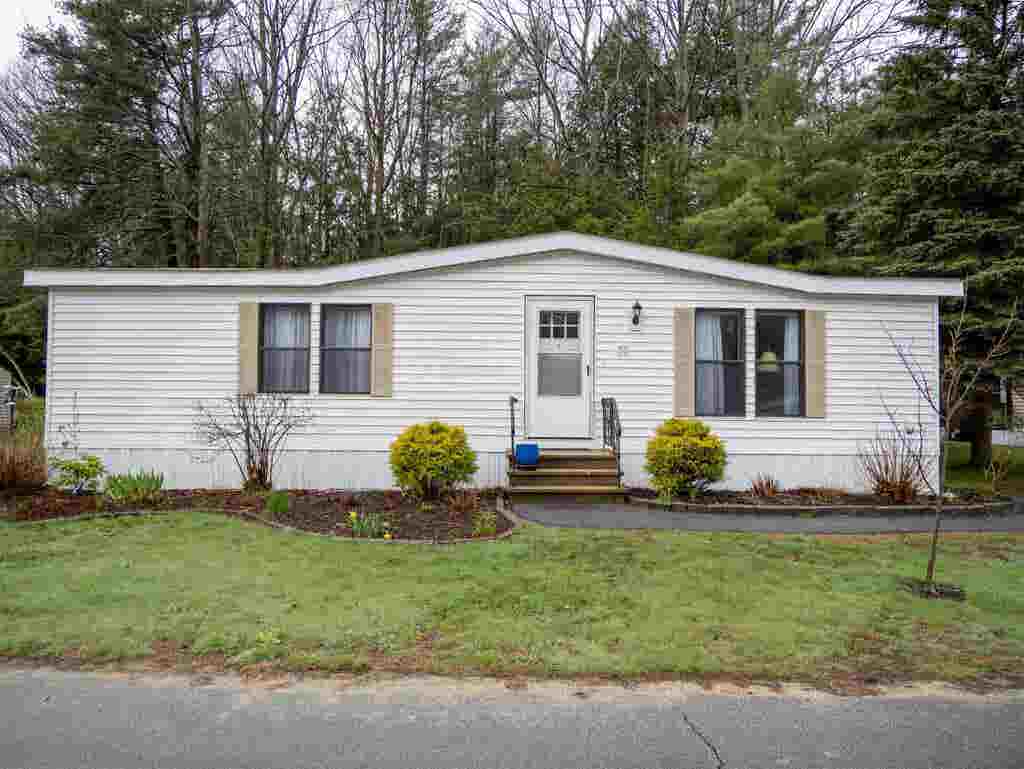 Photo of 52 Monadnock Drive, Rochester, NH 03867 (MLS # 5106359)